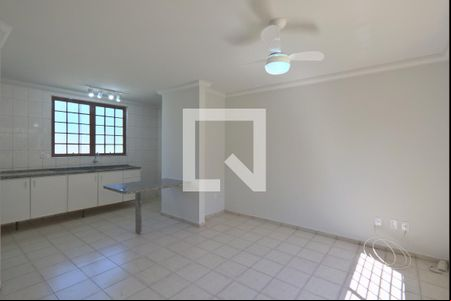 Sala de casa de condomínio para alugar com 2 quartos, 59m² em Residencial Burato, Campinas
