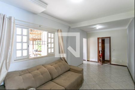 Sala de casa à venda com 3 quartos, 150m² em Bandeirantes (pampulha), Belo Horizonte