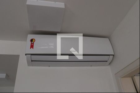 Detalhe da sala  de apartamento para alugar com 3 quartos, 140m² em Cambuí, Campinas