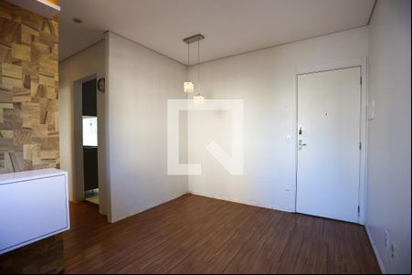 Sala  de apartamento para alugar com 2 quartos, 47m² em Jardim Petrópolis, Cotia