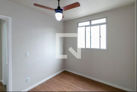 Quarto 2 de apartamento para alugar com 2 quartos, 45m² em Estrela do Oriente, Belo Horizonte