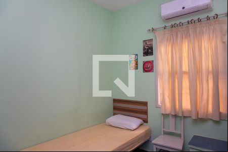Quarto 1 de casa para alugar com 4 quartos, 250m² em Balneário Guarujá, Guarujá
