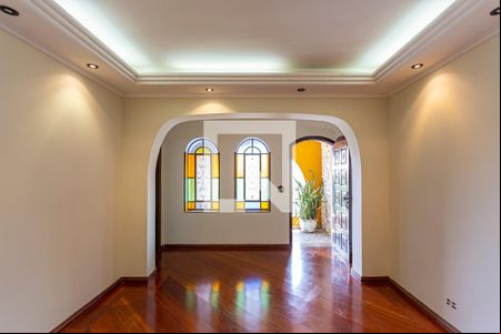 Sala de casa para alugar com 4 quartos, 190m² em Vila Valparaiso, Santo André