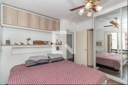 Quarto Suíte de apartamento à venda com 3 quartos, 156m² em Moinhos de Vento, Porto Alegre