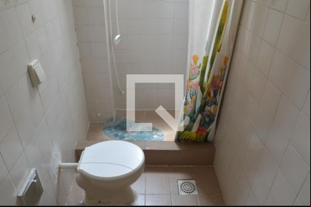 Banheiro de apartamento à venda com 1 quarto, 53m² em Taquara, Rio de Janeiro