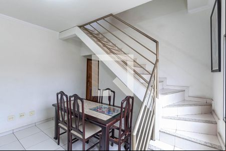 Sala 1 de apartamento para alugar com 2 quartos, 130m² em Santa Terezinha, Belo Horizonte