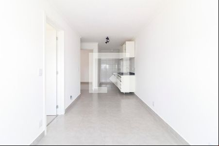 Sala de apartamento para alugar com 2 quartos, 42m² em Jardim Monte Azul, São Paulo