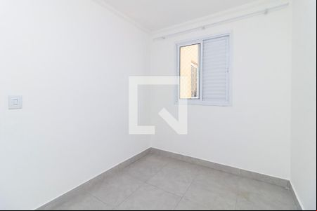 Quarto 2 de apartamento para alugar com 2 quartos, 42m² em Jardim Monte Azul, São Paulo