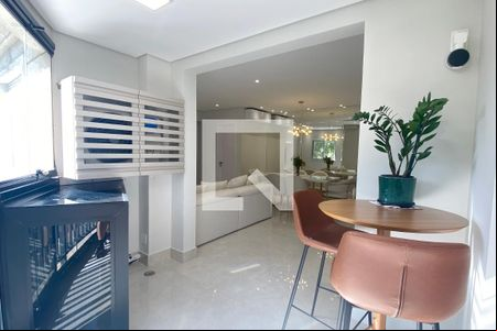 Varanda gourmet de apartamento à venda com 2 quartos, 86m² em Alphaville Empresarial, Barueri