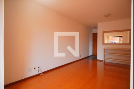 Sala  de apartamento à venda com 3 quartos, 74m² em Chácara das Pedras, Porto Alegre