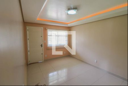 Sala de casa à venda com 3 quartos, 120m² em Santo André, São Leopoldo