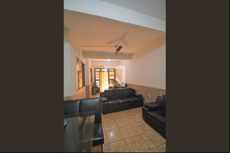 Sala de casa de condomínio à venda com 2 quartos, 300m² em Vista Alegre, Rio de Janeiro