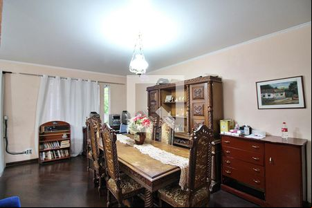 Sala  de casa à venda com 4 quartos, 242m² em Jordanópolis, São Bernardo do Campo