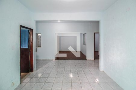 Sala de casa para alugar com 3 quartos, 225m² em Vila Norma, Mesquita