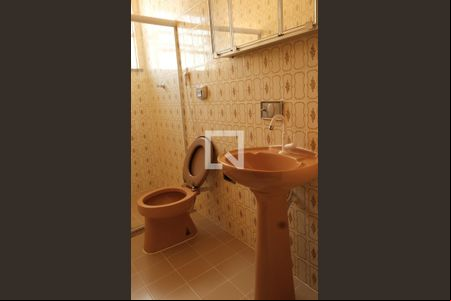 Banheiro Suite de apartamento para alugar com 3 quartos, 220m² em Candeal, Salvador