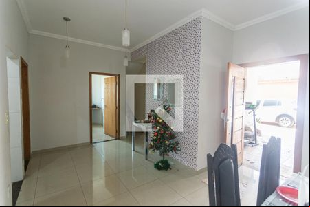 Sala 2 de casa à venda com 6 quartos, 300m² em Horto Florestal, Belo Horizonte
