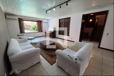 Sala de estar de casa para alugar com 6 quartos, 450m² em São Francisco, Niterói