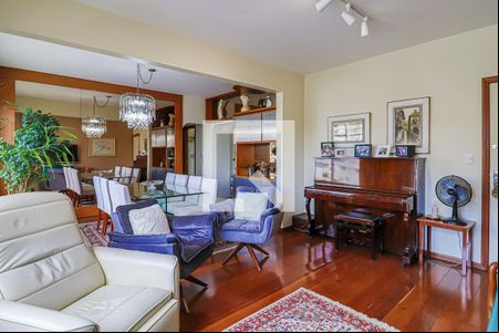 Sala de apartamento para alugar com 4 quartos, 380m² em Santo Antônio, Belo Horizonte