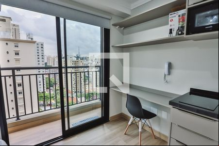 Sala de kitnet/studio para alugar com 1 quarto, 25m² em Perdizes, São Paulo