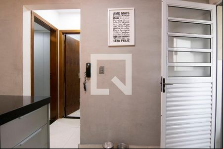 Cozinha  de apartamento à venda com 2 quartos, 40m² em Cidade Patriarca, São Paulo