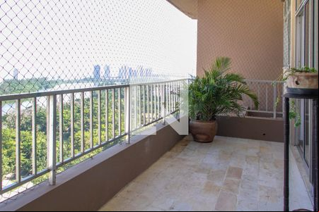 Varanda de apartamento para alugar com 2 quartos, 150m² em Barra da Tijuca, Rio de Janeiro
