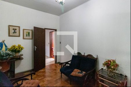 Sala de casa à venda com 5 quartos, 320m² em Carlos Prates, Belo Horizonte