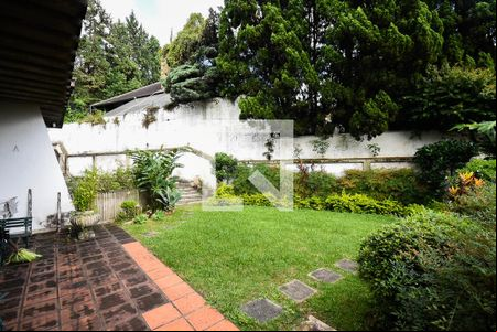 Varanda de casa para alugar com 4 quartos, 300m² em Jardim Everest, São Paulo