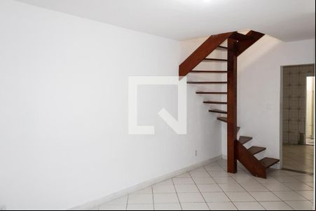 Sala de casa de condomínio para alugar com 2 quartos, 50m² em Campo Grande, Rio de Janeiro