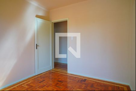 Quarto de apartamento para alugar com 2 quartos, 69m² em Auxiliadora, Porto Alegre