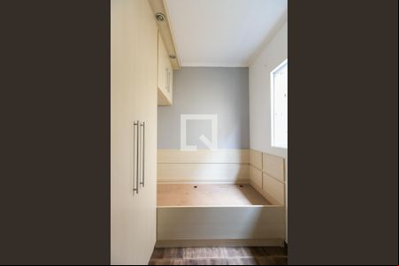 Quarto 1  de casa de condomínio para alugar com 3 quartos, 200m² em Vila Nova Curuçá, São Paulo