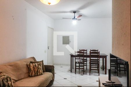 Sala de apartamento para alugar com 2 quartos, 70m² em Jardim Vitoria, Guarujá