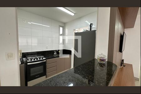 Cozinha  de apartamento para alugar com 2 quartos, 65m² em Itapoã, Belo Horizonte