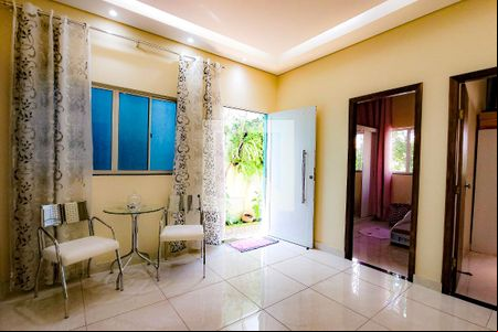 Sala de casa à venda com 3 quartos, 200m² em Bernardo Monteiro, Contagem