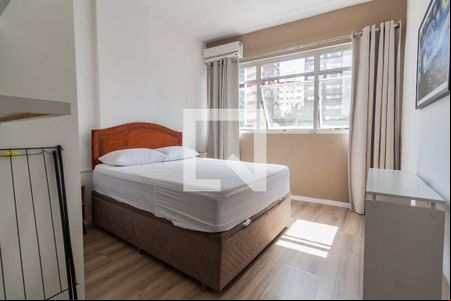 Quarto de apartamento para alugar com 1 quarto, 39m² em Centro, Florianópolis