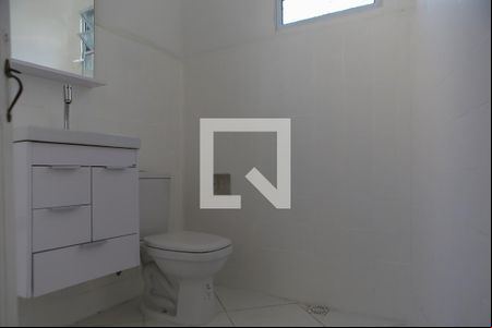 Banheiro de casa para alugar com 1 quarto, 70m² em Boqueirão, Santos