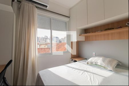 Sala/Quarto de kitnet/studio à venda com 1 quarto, 18m² em Cidade Baixa, Porto Alegre