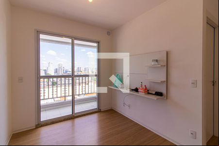 Sala / Cozinha de kitnet/studio para alugar com 1 quarto, 28m² em Água Branca, São Paulo