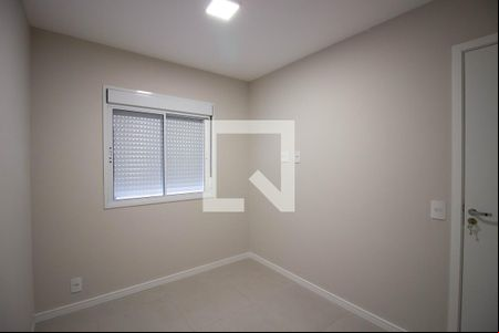 Quarto 1 de apartamento para alugar com 2 quartos, 48m² em Vila Carmosina, São Paulo
