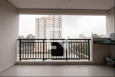 varanda de apartamento para alugar com 2 quartos, 48m² em Vila Carmosina, São Paulo