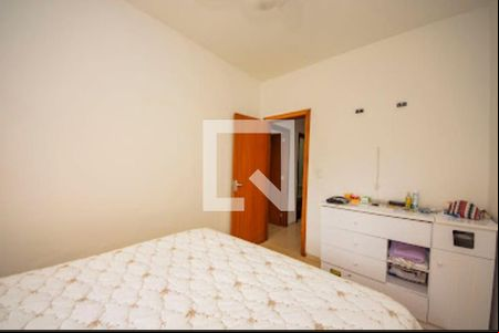 Quarto 1/casa 1 de casa à venda com 7 quartos, 260m² em Bela Vista, Porto Alegre