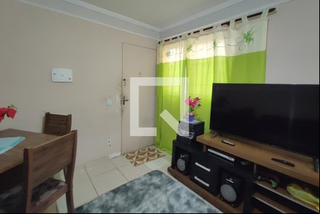 Sala de apartamento para alugar com 2 quartos, 80m² em Jardim Yeda, Campinas