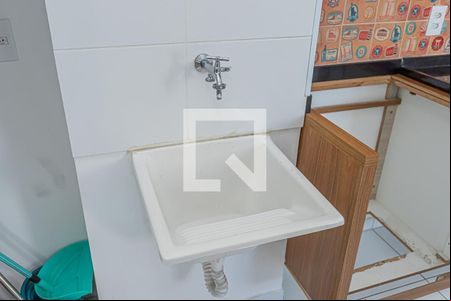 Sala, cozinha e área de serviço de apartamento para alugar com 2 quartos, 40m² em Vila Pirituba, São Paulo
