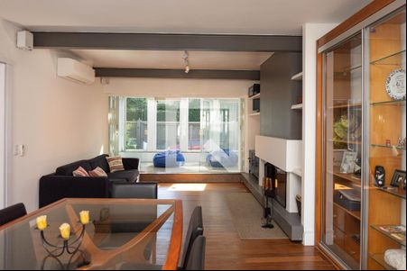 Sala 1° andar de casa à venda com 5 quartos, 485m² em Auxiliadora, Porto Alegre