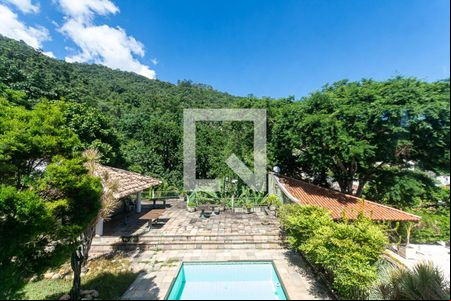 Vista de casa de condomínio para alugar com 5 quartos, 600m² em São Francisco, Niterói