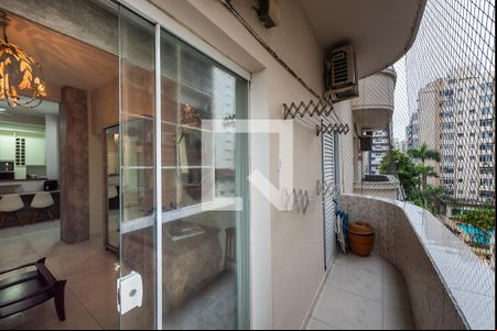 Sala de apartamento para alugar com 1 quarto, 90m² em Boqueirão, Santos