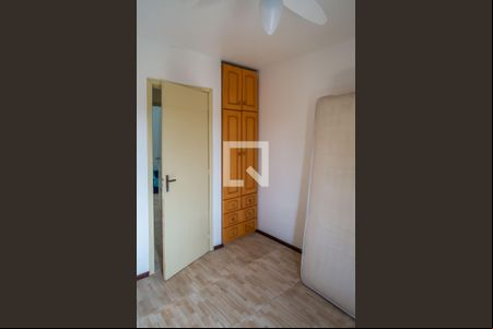Quarto 1 de casa de condomínio para alugar com 2 quartos, 73m² em Vila Nova, Porto Alegre