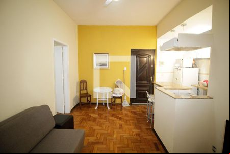 Sala de apartamento para alugar com 1 quarto, 38m² em Centro, Rio de Janeiro