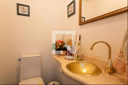 Lavabo de apartamento para alugar com 3 quartos, 122m² em Sumaré, São Paulo