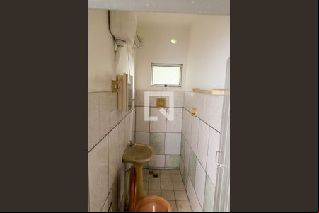 Banheiro de casa à venda com 1 quarto, 50m² em Vila Nogueira, Diadema
