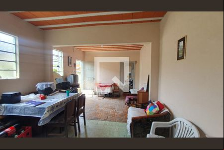 Casa à venda com 3 quartos, 400m² em Santo Andre, Belo Horizonte